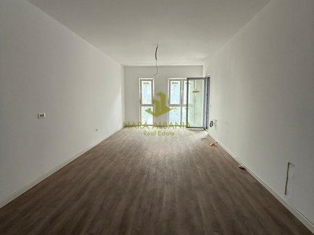 Appartamento 1+1 in affitto in Via "5 Maji", Centro Emerald, Tirana - 400€