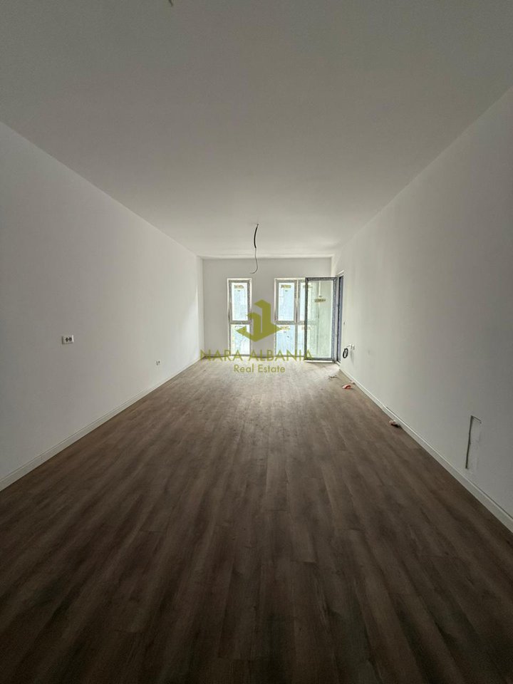 Appartamento 1+1 in affitto in Via "5 Maji", Centro Emerald, Tirana - 400€