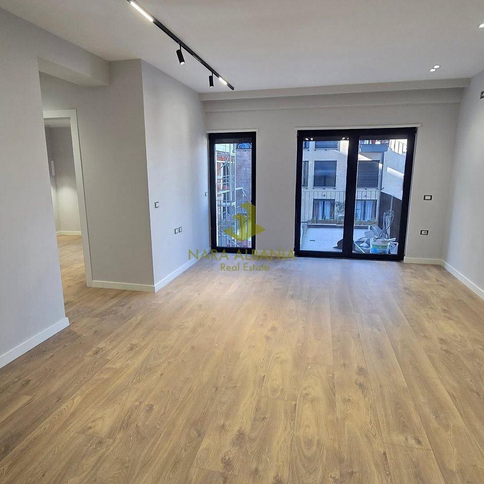 Apartament 1+1 në shitje në Kodra e Diellit 2, Tiranë - 135,000€