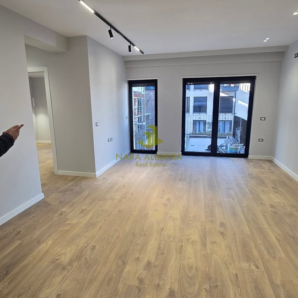 Apartament 1+1 në shitje në Kodra e Diellit 2, Tiranë - 135,000€