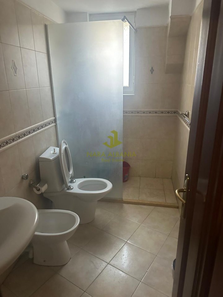 🏢 Locale Commerciale in Affitto – Piazza Willson