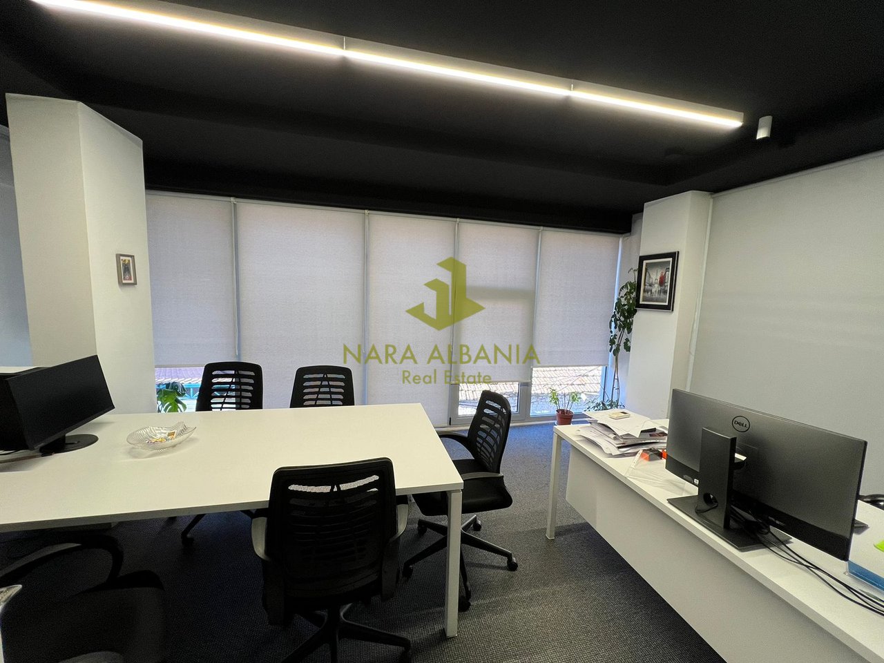 Ambiente ufficio – Pazari i Ri, Tirana