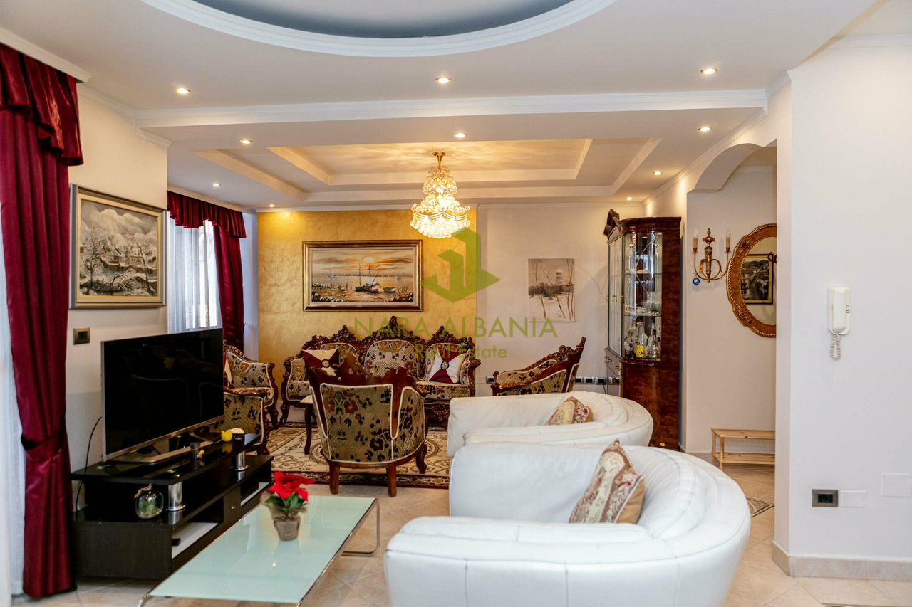 🏡 Apartament  2+1 me Qira+