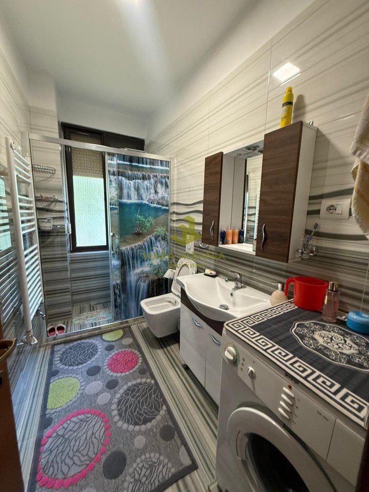 Apartament 2+1 me Qira – Vasil Shanto, pranë Stadiumit Dinamo