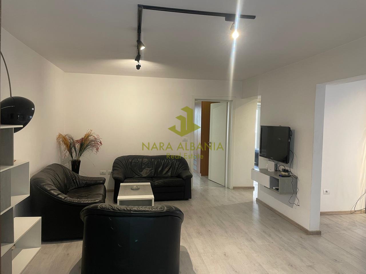 🏡✨ JEPET ME QERA APARTAMENT I BOLLShËM DHE KOMOD! ✨