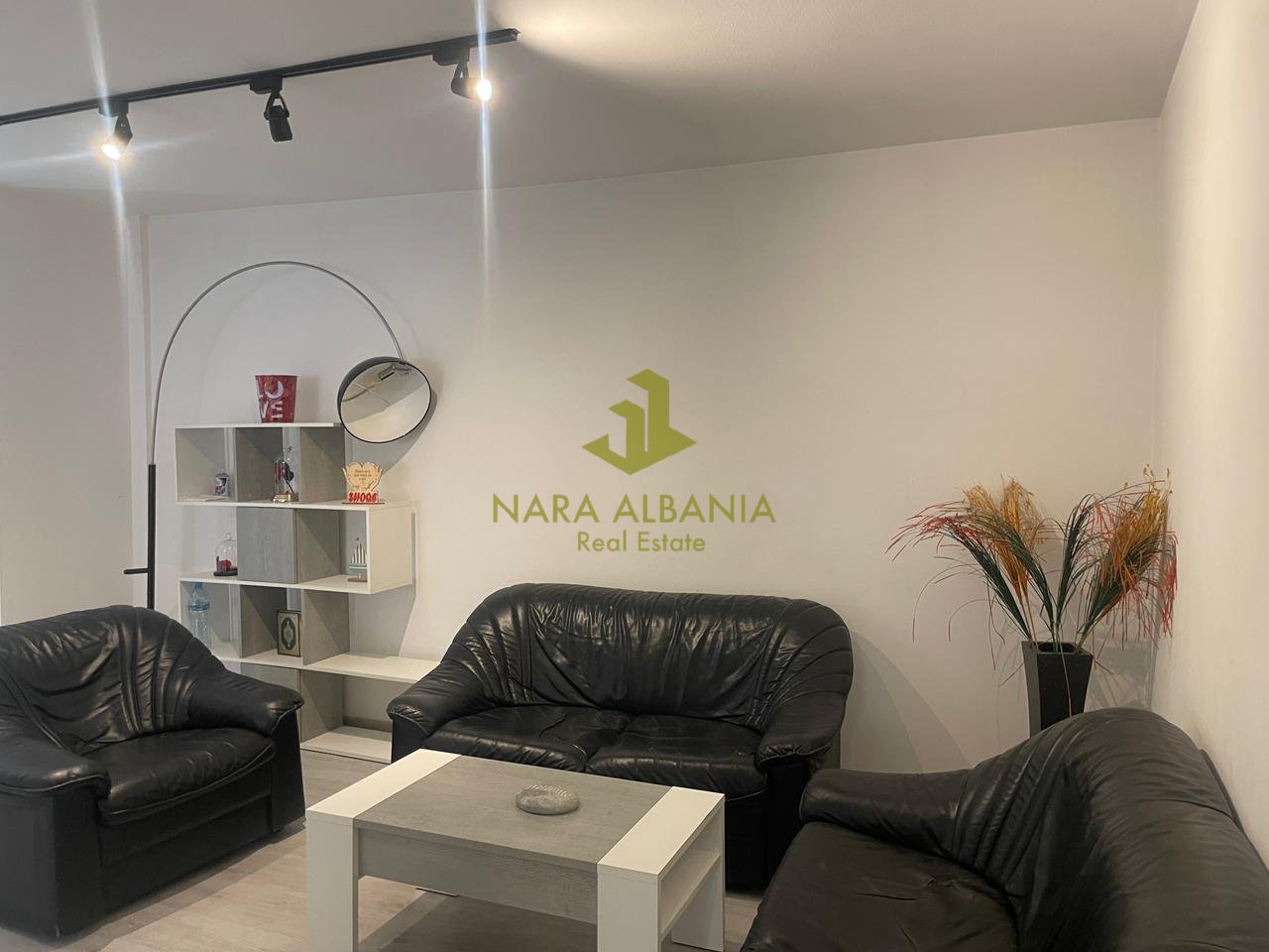 🏡✨ JEPET ME QERA APARTAMENT I BOLLShËM DHE KOMOD! ✨
