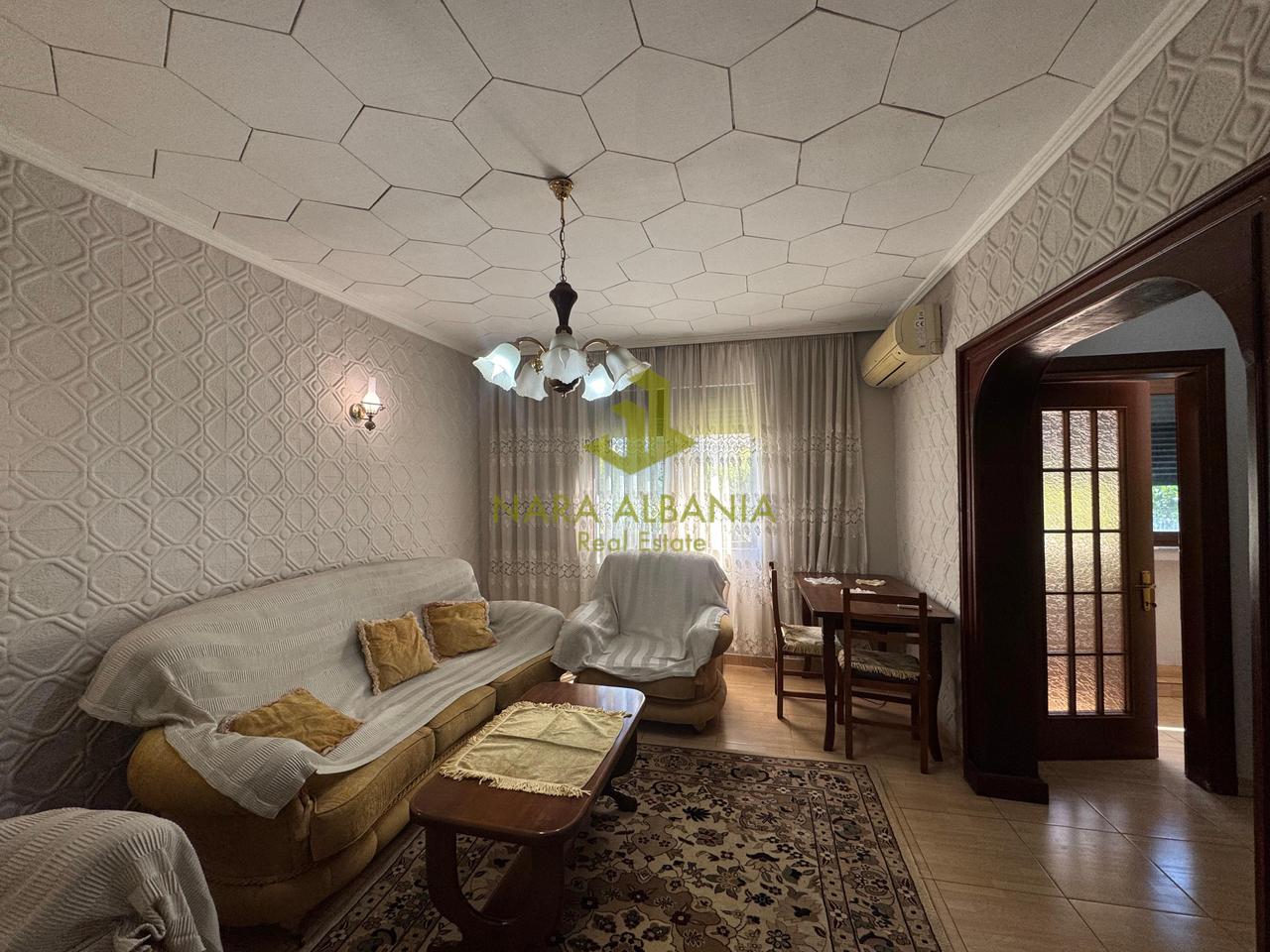 Apartament 1+1 me qira – Ali Demi, Tiranë