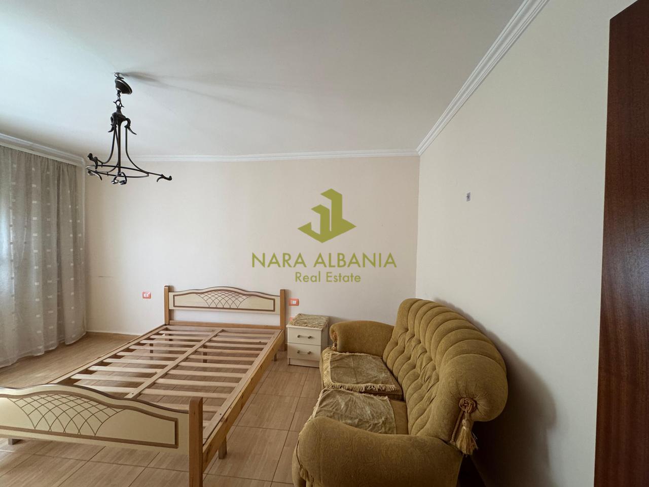 Appartamento 1+1 in affitto – Ali Demi, Tirana