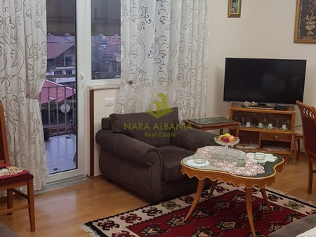 Jepet me qira apartament 1+1 – Ali Demi (tek Burgu i Grave, afër Bar Kritea)