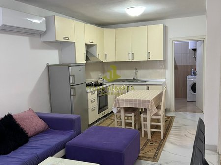🏡 Shtëpi me qera – Rruga Ymer Beqiri, 5 Maji, Tiranë
