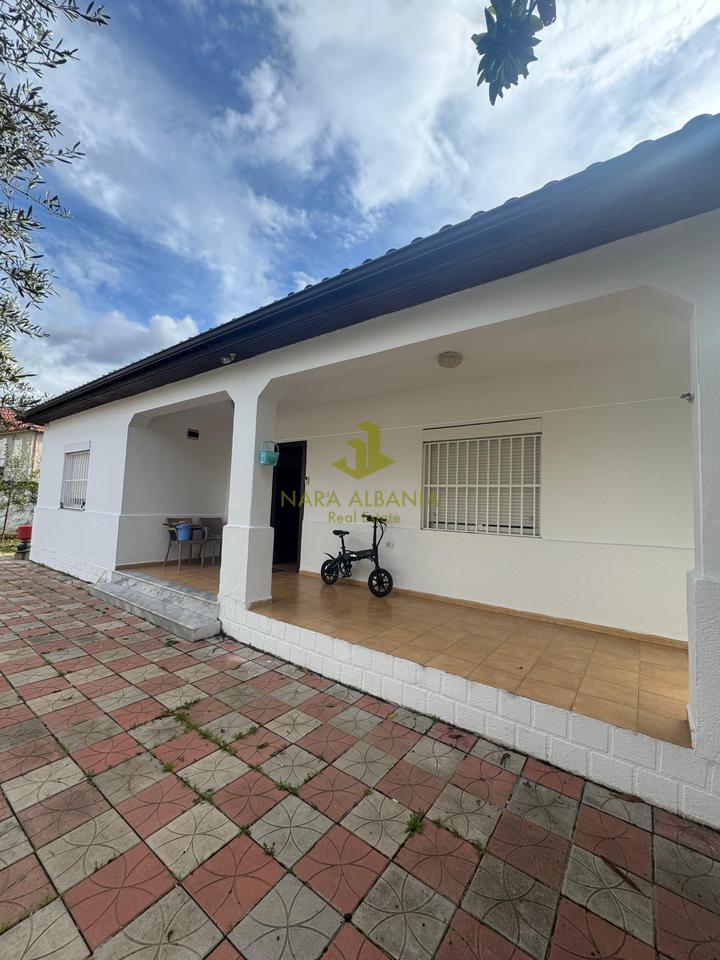 Shtëpi private për qira