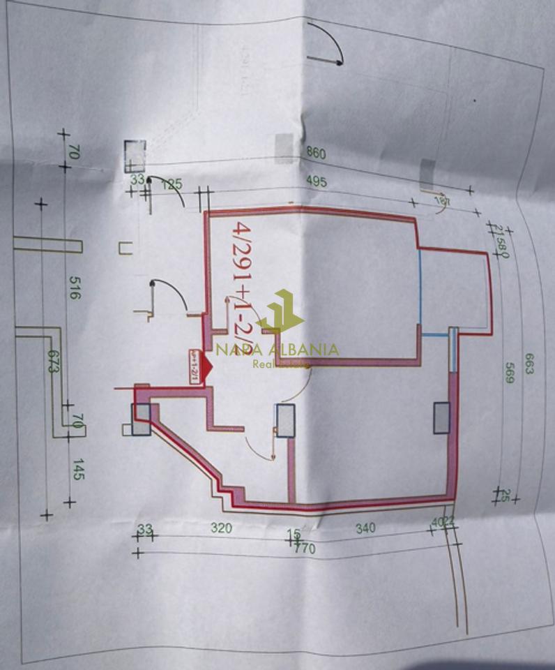 📍 VENDESI 2 APPARTAMENTI 1+1 – PRESSO MUHAMET GJOLLESHA
(Vicino all'Hotel Mondial, sul bordo della Piccola Anello)