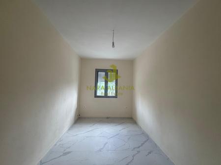 🏡 Apartament me qira – Çollak, Tiranë (pranë Liqeni i Farkës)
