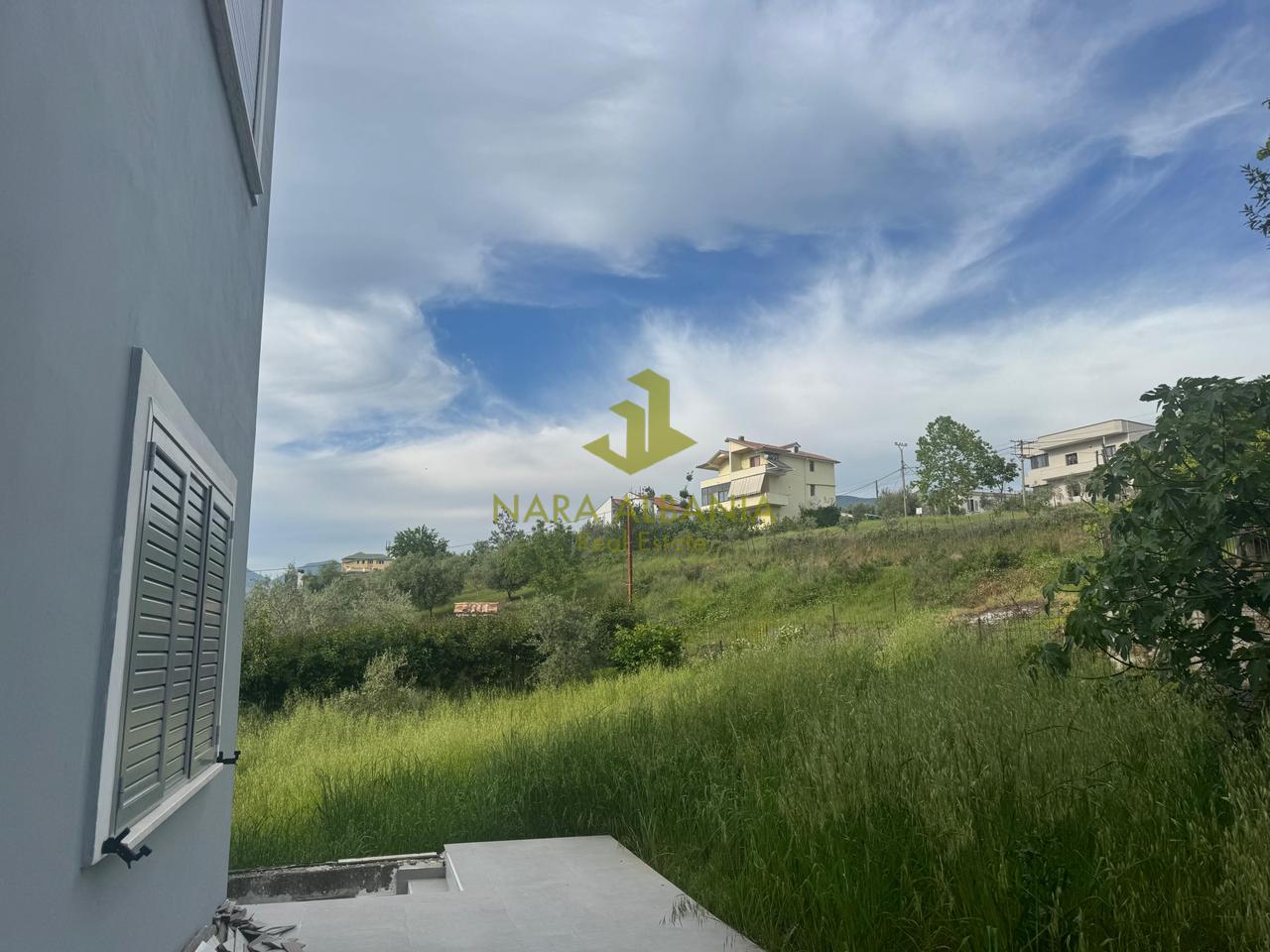 🏡 Apartament me qira – Çollak, Tiranë (pranë Liqeni i Farkës)