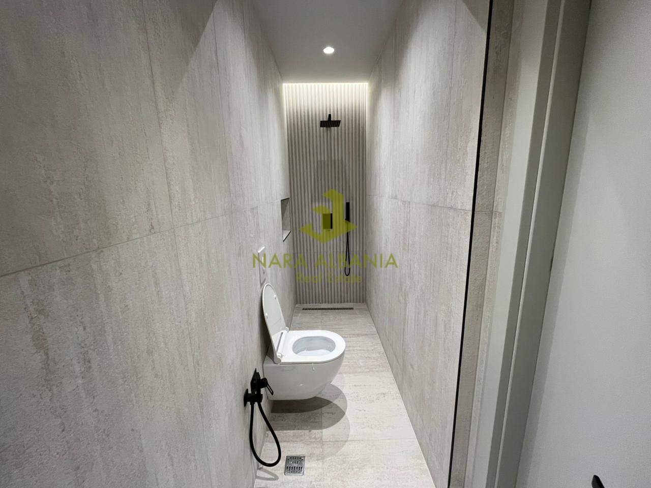 Jepet me qira apartament 1+1