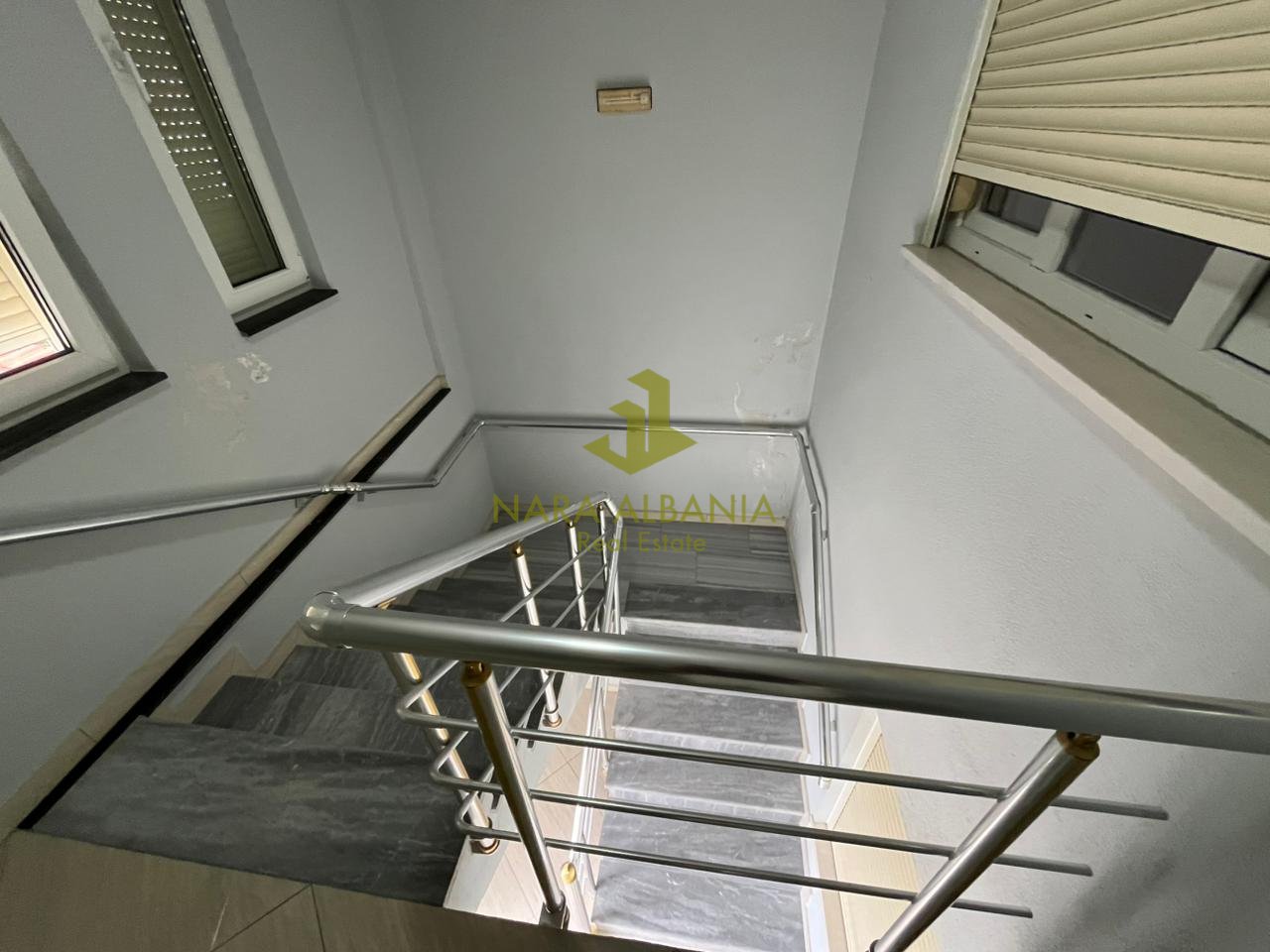 🏡 Apartment for Rent – Kristaq Capo Street
