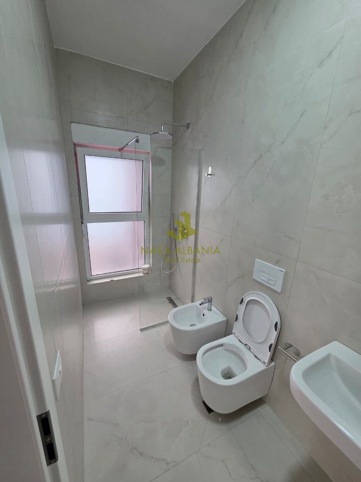 🏡 Appartamento 2+1 in Affitto – Residenza Kadiu, Ali Demi 📍