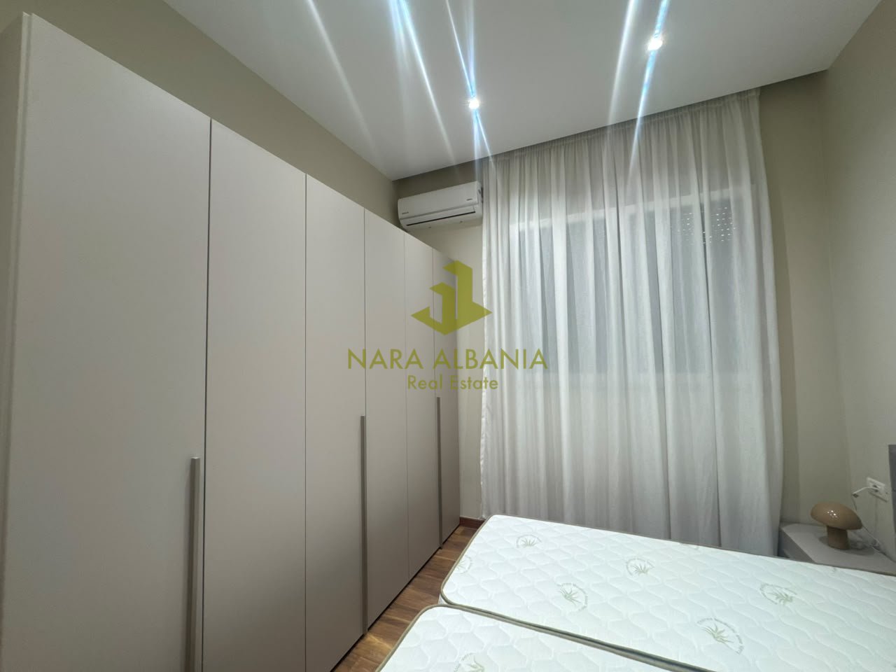Apartment 2+1+2 Anna Residence, Student City