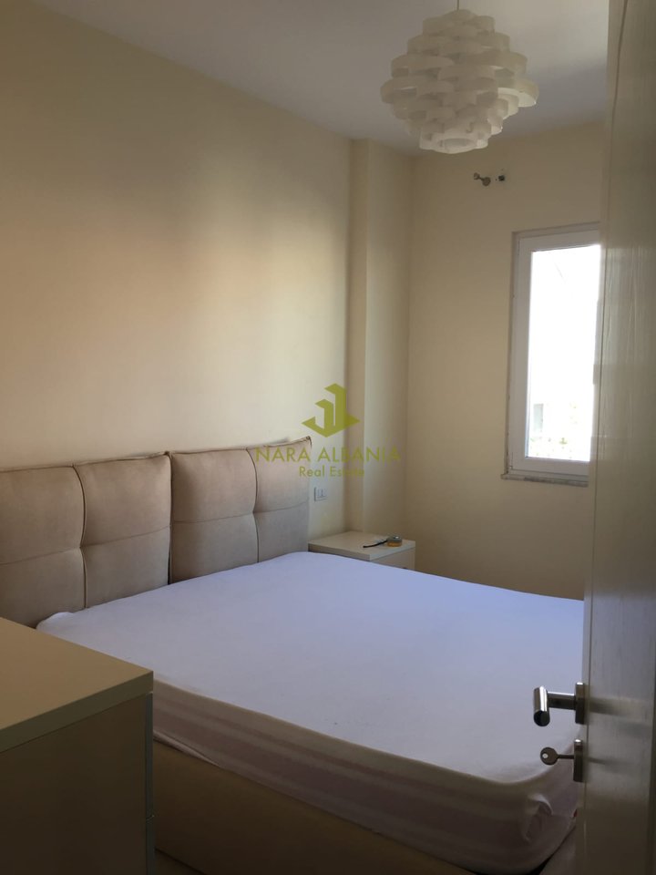 APARTAMENT 1+1 ME QIRA – RRUGA SHEFQET KUKA