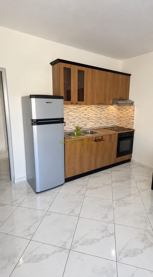 JEPET APARTAMENT 1+1 ME QIRA
