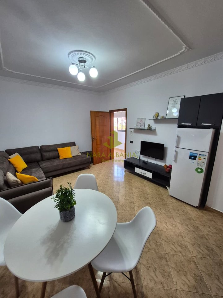 Jepet apartament 1+1 me qira tek Inxhinieria e Ndertimit , prane Karburant Gega Oil .
