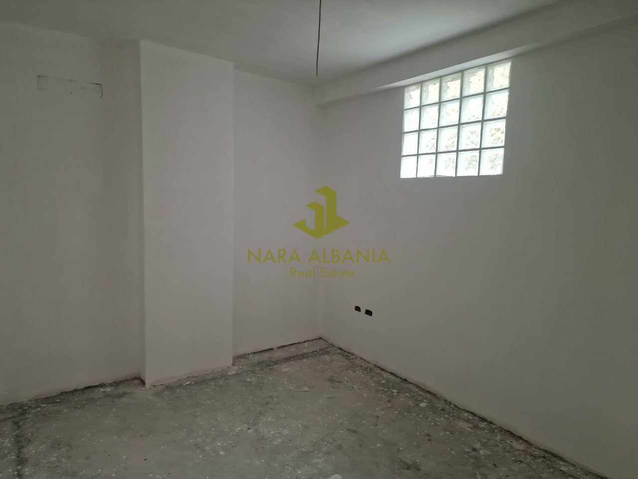 Appartamento 2+1 in vendita al Giardino Botanico  160.000 lek /M².