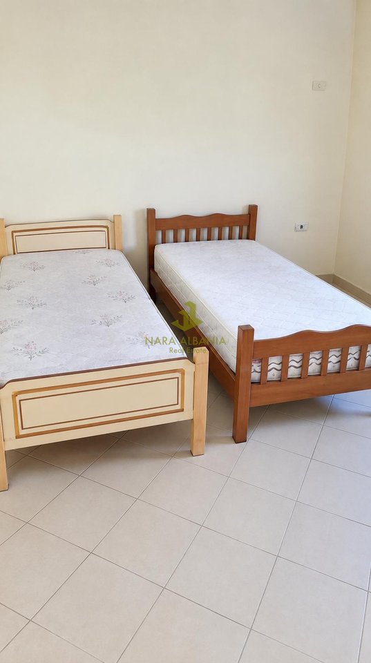 AFFITTASI APPARTAMENTO 2+1+2