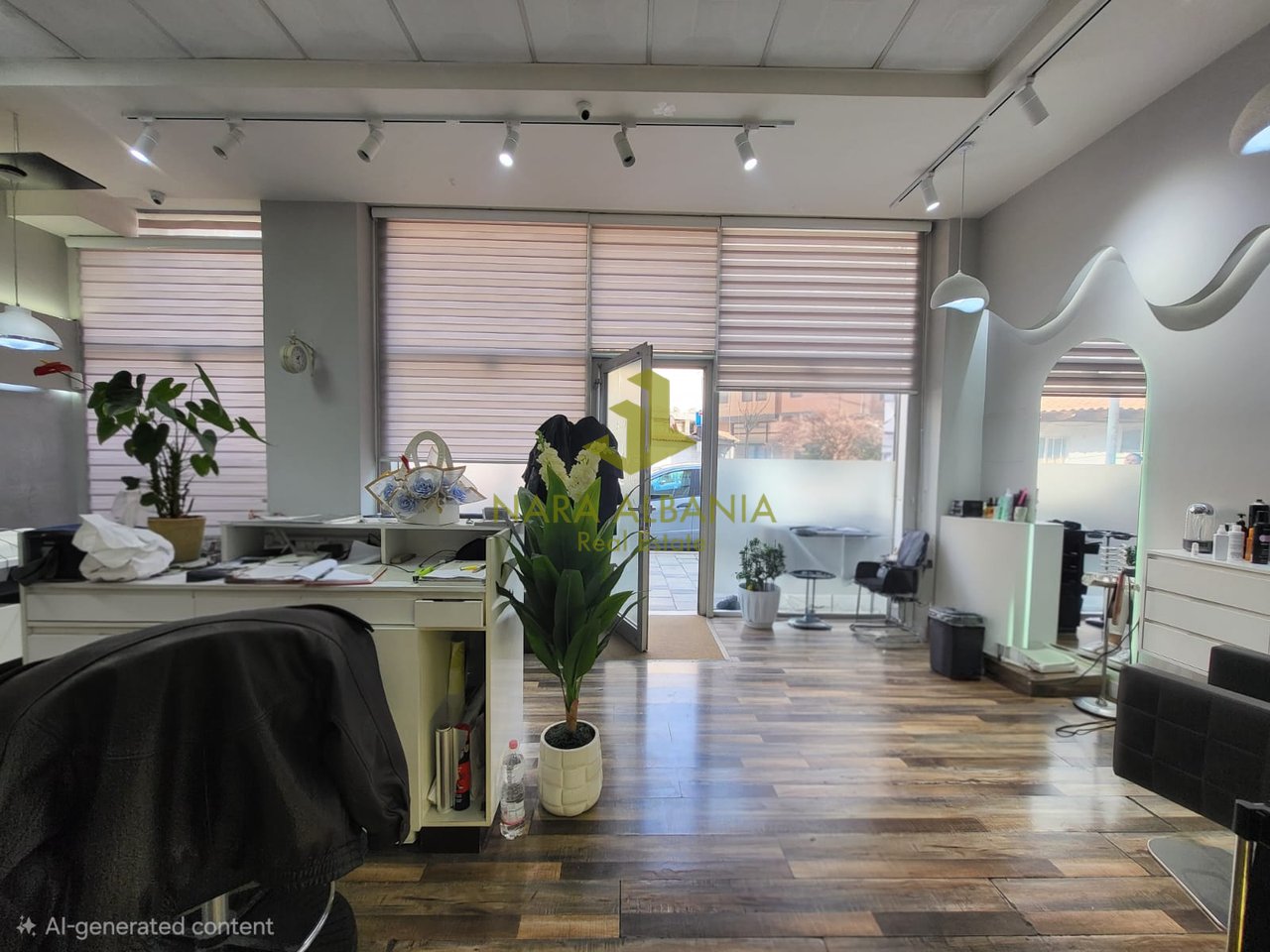 Commercial space for sale – Rruga e Barrikadave, opposite Sami Frashëri