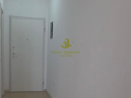 AFFITTASI | 5 MAGGIO, vicino alla scuola “Tirana Jonë”.