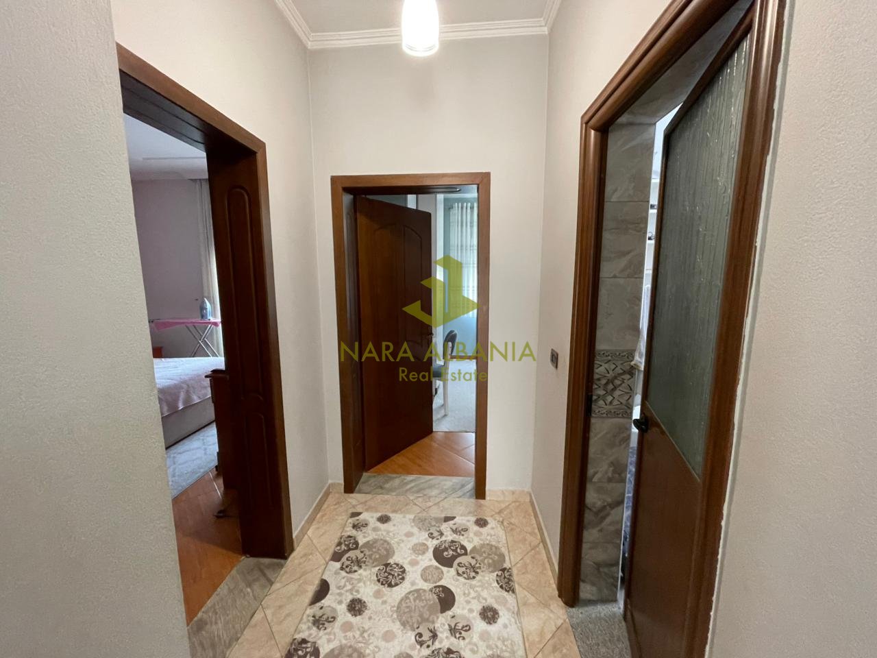 JEPET ME QIRA – APARTAMENT 2+1