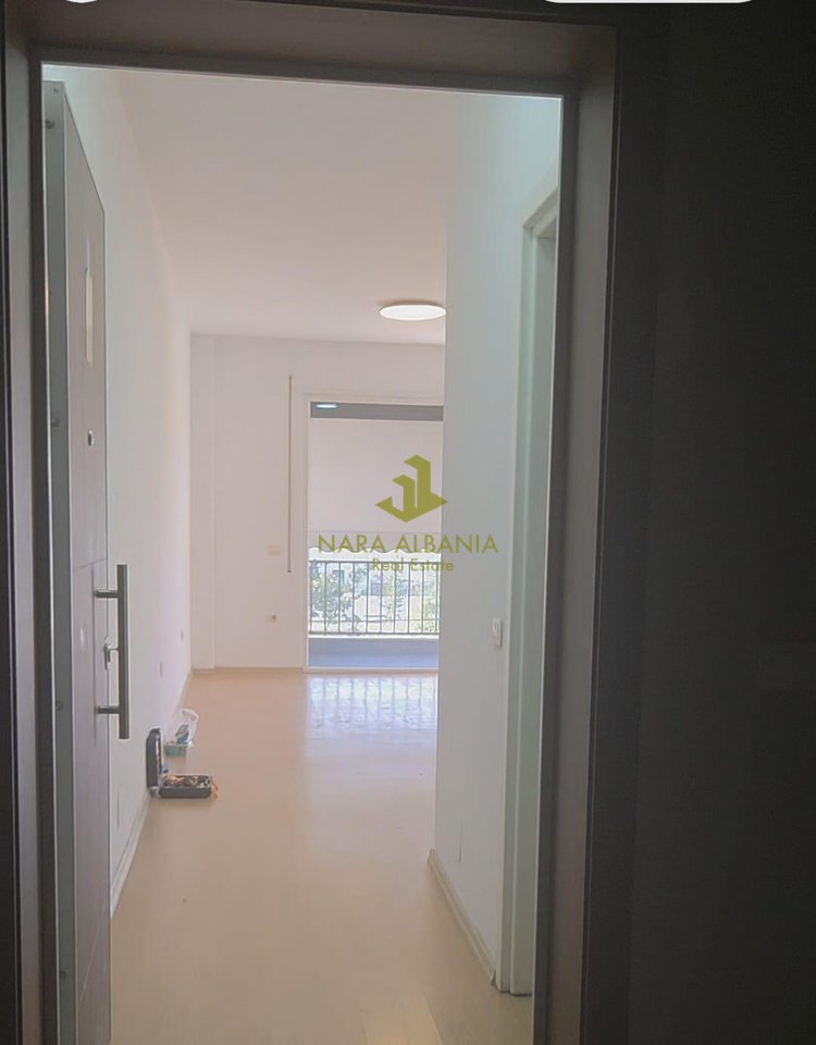 AFFITTASI | 5 MAGGIO, vicino alla scuola “Tirana Jonë”.