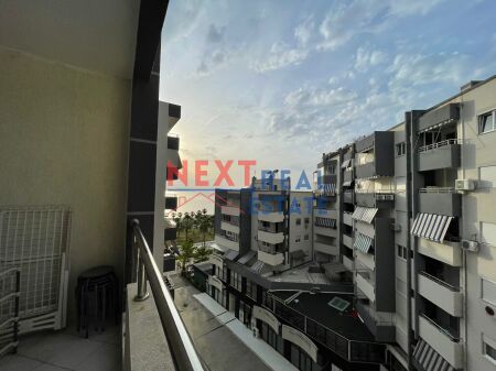 JEPET ME QERA AFATGJATE APARTAMENT 1+1 NE LUNGOMARE, VLORE