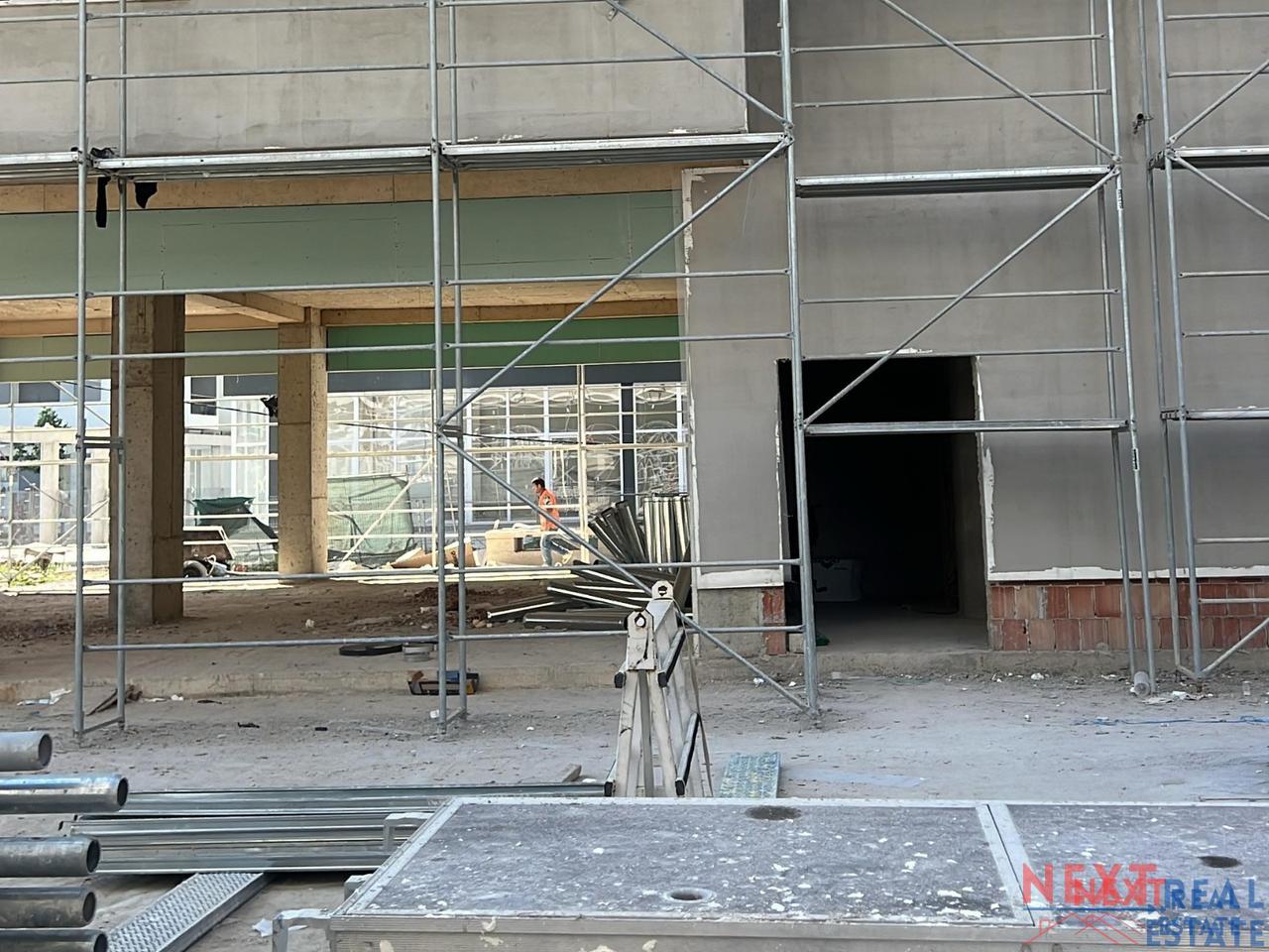 FOR SALE 2+1+2 APARTMENT IN THE "UNIVERS CITY" COMPLEX, TIRANA