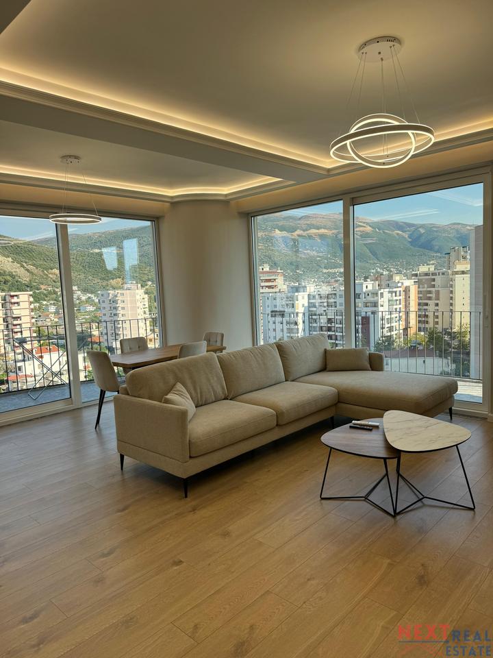 SHITET APARTAMENT 2+1 LUKSOZ NE VLORE
