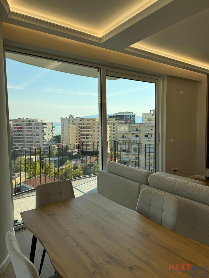 SHITET APARTAMENT 2+1 LUKSOZ NE VLORE