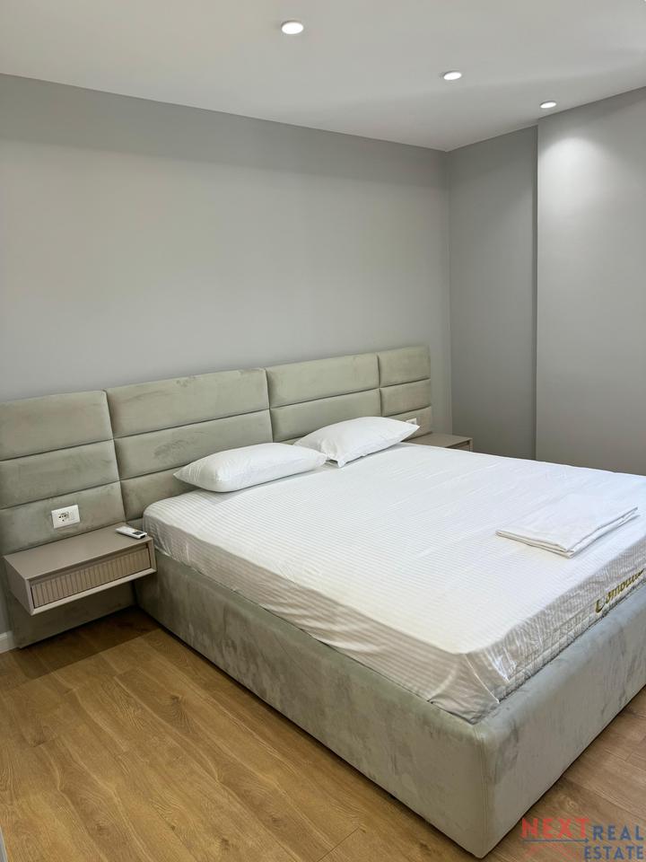 SHITET APARTAMENT 2+1 LUKSOZ NE VLORE