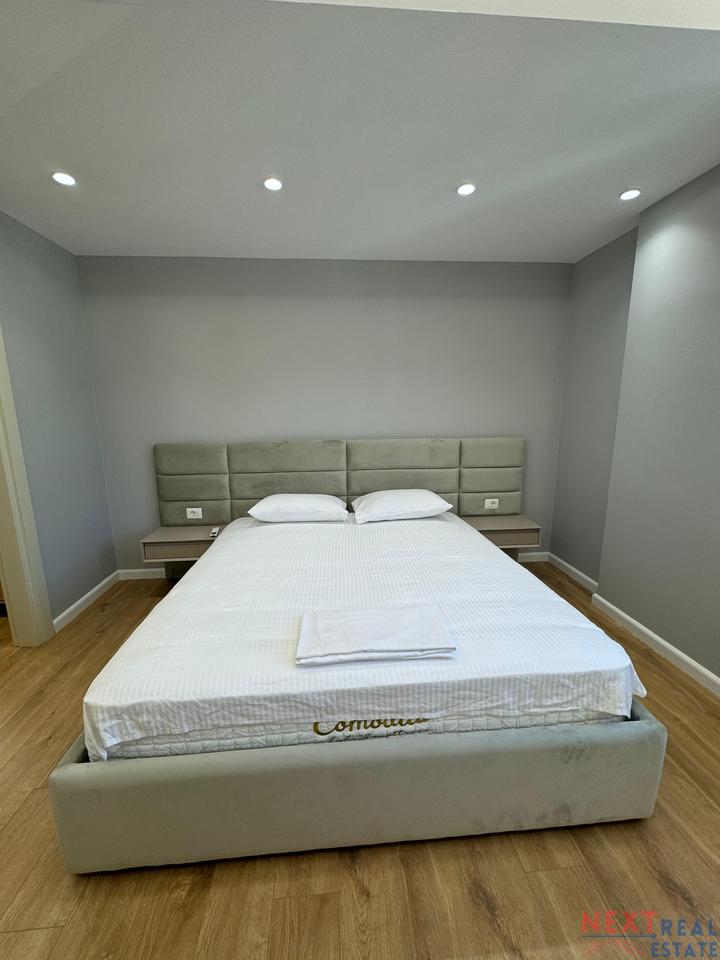 SHITET APARTAMENT 2+1 LUKSOZ NE VLORE