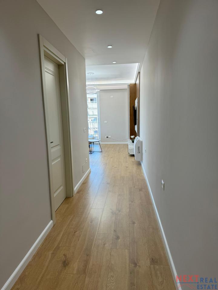 SHITET APARTAMENT 2+1 LUKSOZ NE VLORE