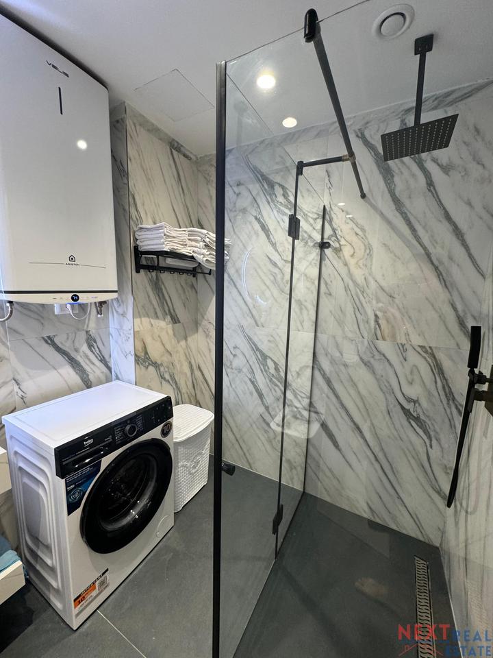 SHITET APARTAMENT 2+1 LUKSOZ NE VLORE