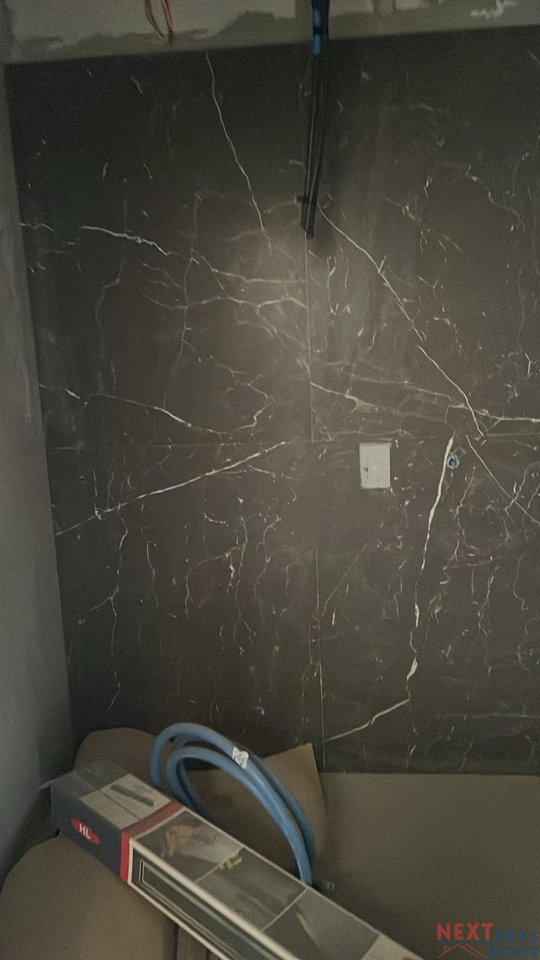 DUPLEKS NE SHITJE – LIQENI I THATE, PRANE RADISSON HOTEL, TIRANE