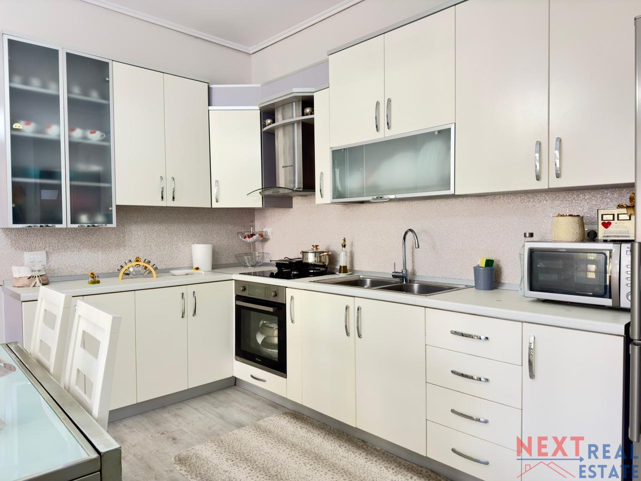 APARTMENT 2+1+2 – FIRST LONG SEAFRONT STREET, VLORE