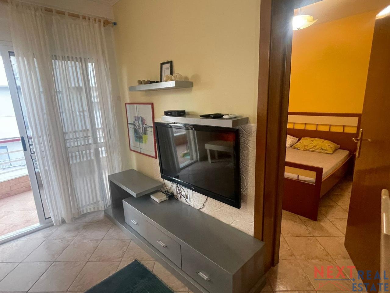 APARTMENT 2+1+2 & GARAGE FOR SALE IN DURRES
