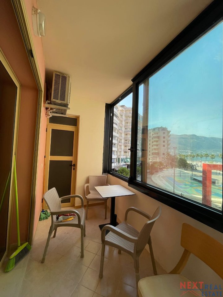 AFFITTO A LUNGO TERMINE APPARTAMENTO 1+1 A LUNGOMARE, VLORE