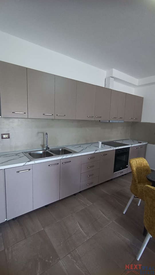 2+1 Apartment for Long-term Rent in Vlore