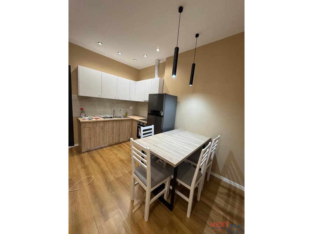 LONG-TERM RENTAL OF A LUXURY 1+1 APARTMENT IN VLORE