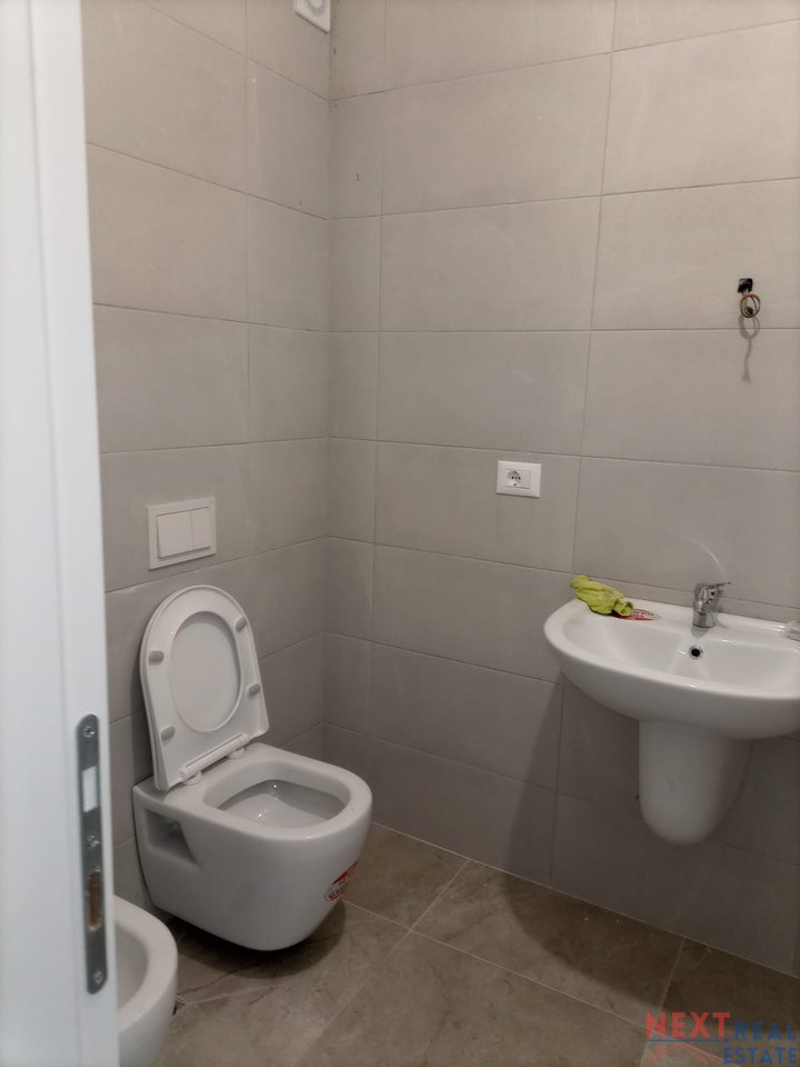 2+1 APARTMENT FOR SALE – NEAR THE ORTHODOX CHURCH, TIRANA