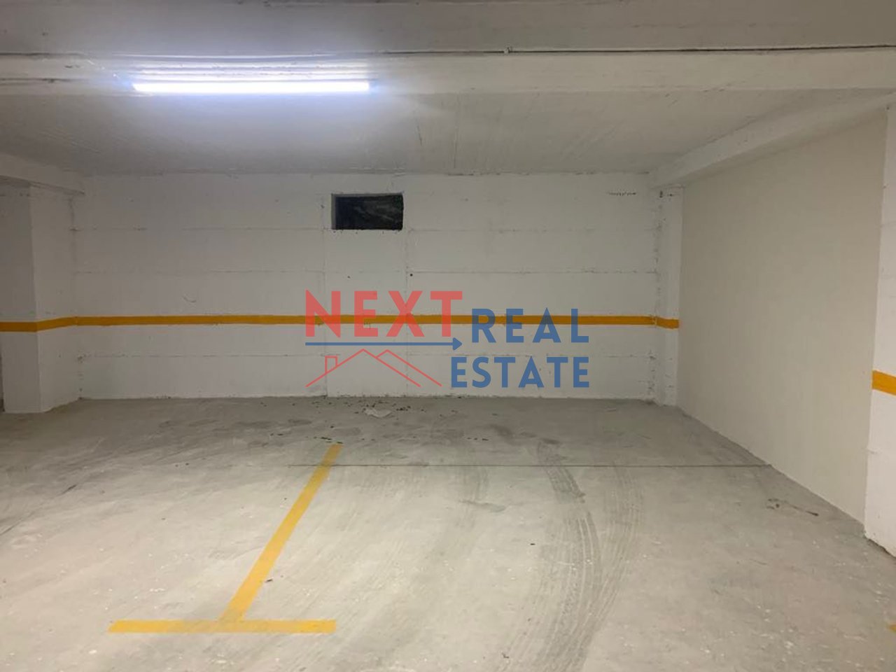 GARAGE FOR SALE IN VLORA