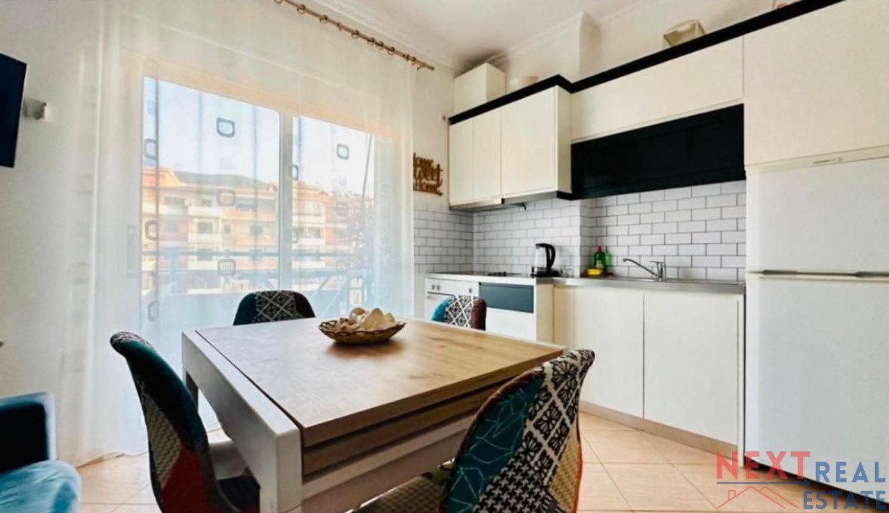 FOR RENT 1+1 APARTMENT WITH SEA VIEW ON THE PROMENADE, VLORE