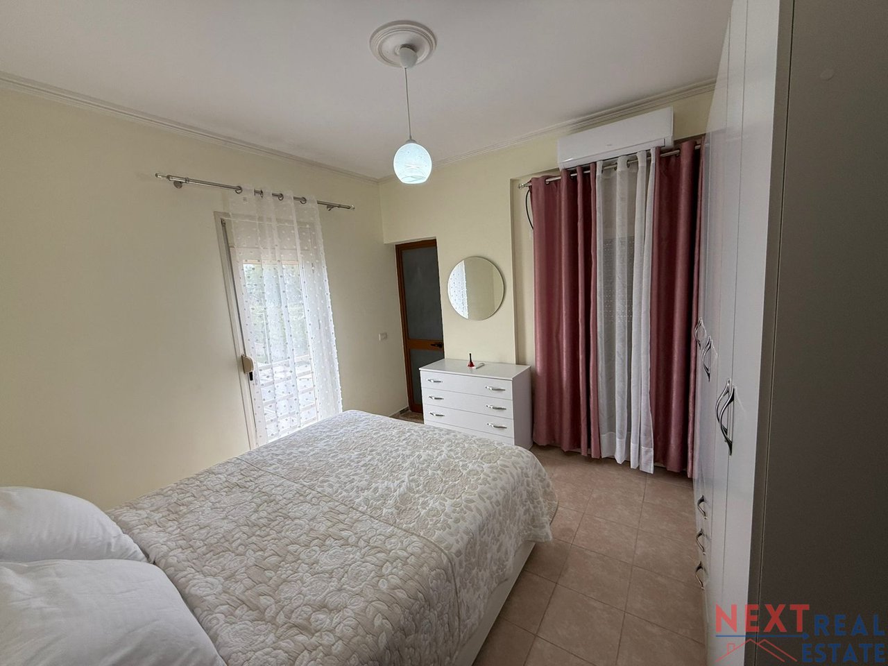 APPARTAMENTO IN AFFITTO 2+1+2 – VECCHIA SPIAGGIA, VLORE