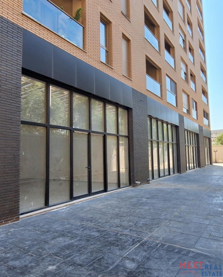 SHOP FOR SALE IN NEW COMPLEX - TIRANA
IDEAL INVESTMENT OPPORTUNITY!!